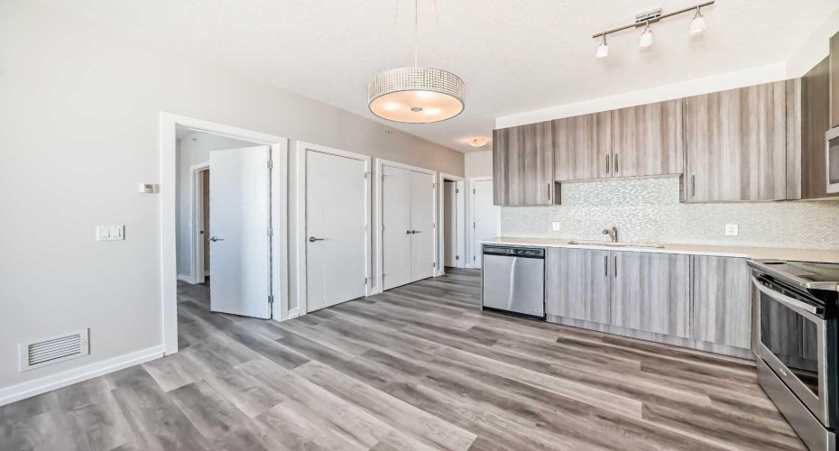 24 Sage Hill Terrace, Calgary, Alberta T3R 0W9, 1 Bedroom Bedrooms, ,1 BathroomBathrooms,Residential,For Sale,Sage Hill,A2289844