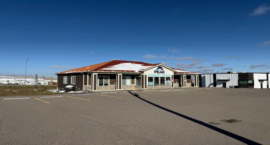 1340 Veteran's Street, Pincher Creek, Alberta T0K 1W0, ,Commercial,For Sale,Veteran's,A2268950