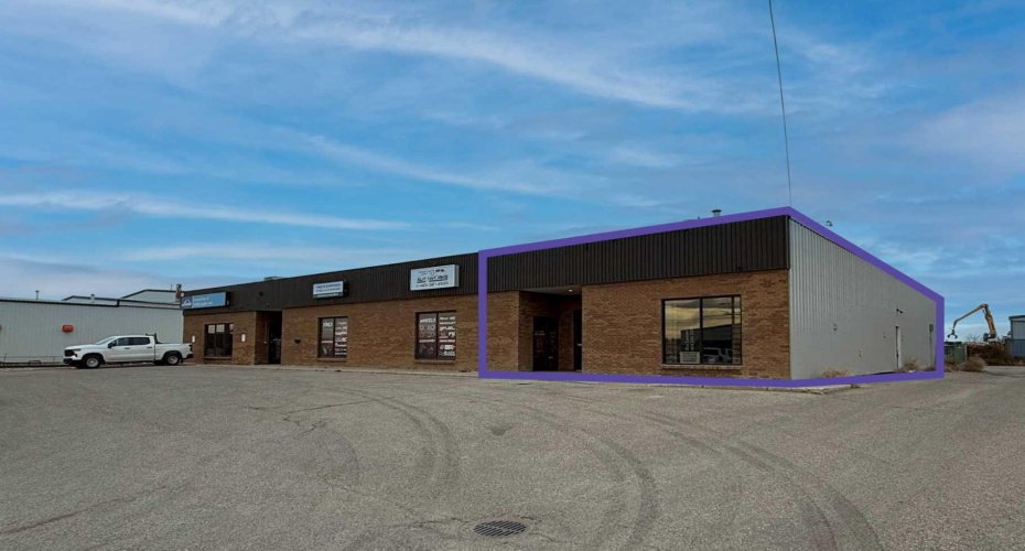 3221 2 Avenue, Lethbridge, Alberta T1H 0C5, ,Commercial,For Lease,2,A2218270