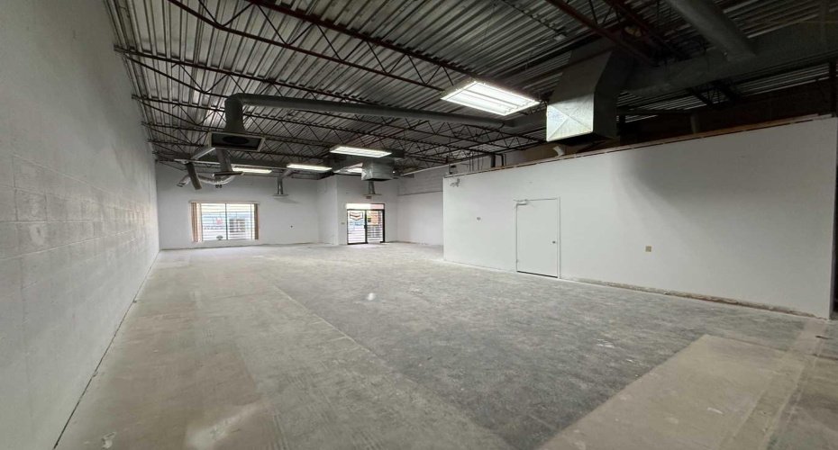 3221 2 Avenue, Lethbridge, Alberta T1H 0C5, ,Commercial,For Lease,2,A2218270