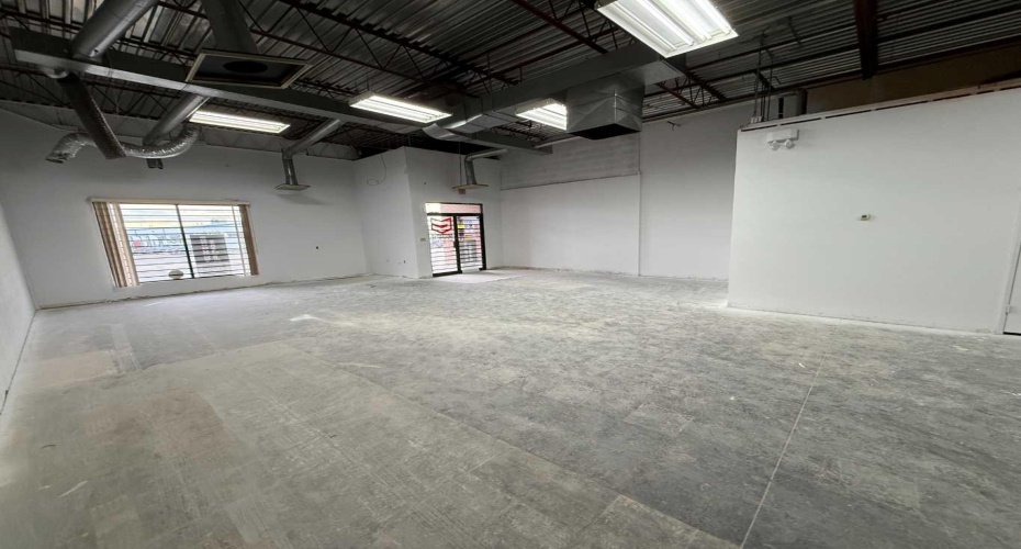 3221 2 Avenue, Lethbridge, Alberta T1H 0C5, ,Commercial,For Lease,2,A2218270