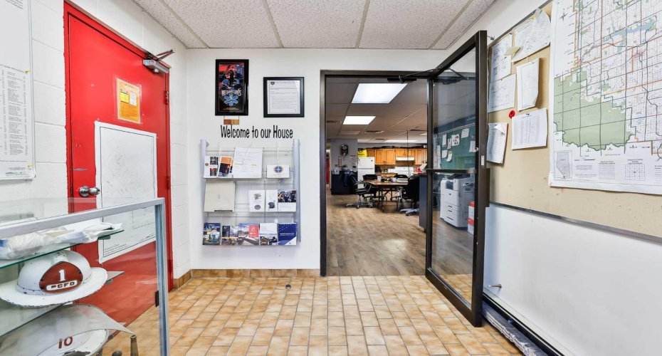 655 Charlotte Street, Pincher Creek, Alberta T0K 1W0, ,Commercial,For Sale,Charlotte,A2282656