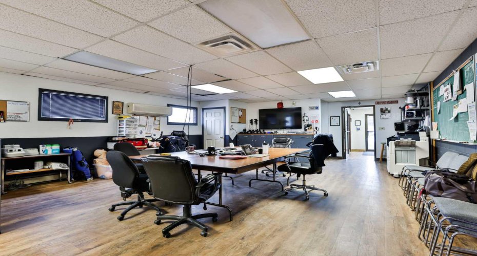 655 Charlotte Street, Pincher Creek, Alberta T0K 1W0, ,Commercial,For Sale,Charlotte,A2282656