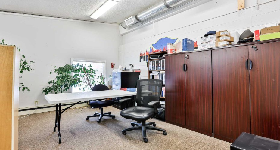 655 Charlotte Street, Pincher Creek, Alberta T0K 1W0, ,Commercial,For Sale,Charlotte,A2282656