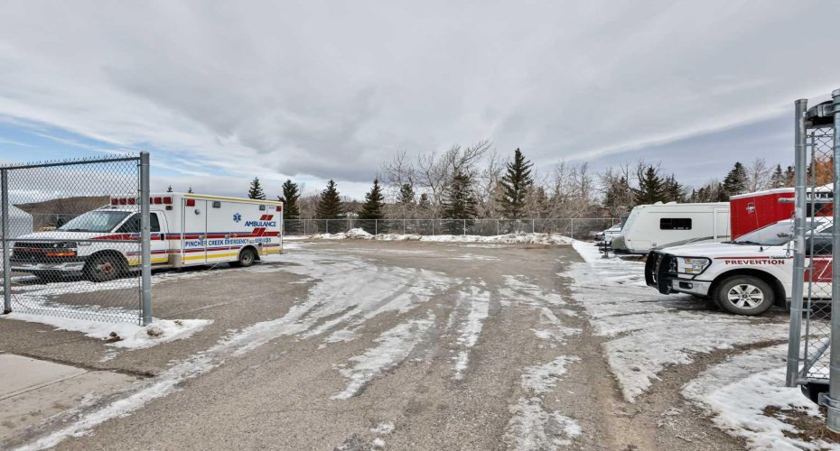 655 Charlotte Street, Pincher Creek, Alberta T0K 1W0, ,Commercial,For Sale,Charlotte,A2282656