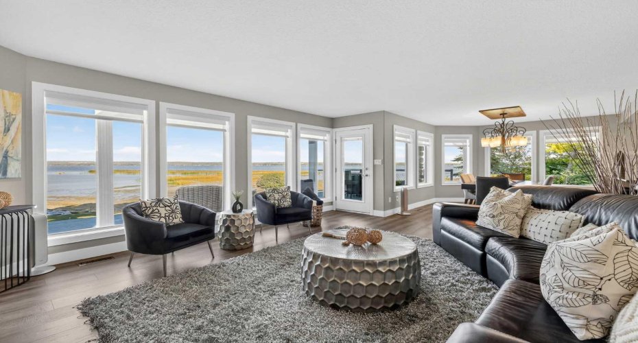 398 Marina Bay Place, Sylvan Lake, Alberta T4S1E9, 4 Bedrooms Bedrooms, ,4 BathroomsBathrooms,Residential,For Sale,Marina Bay,A2287040
