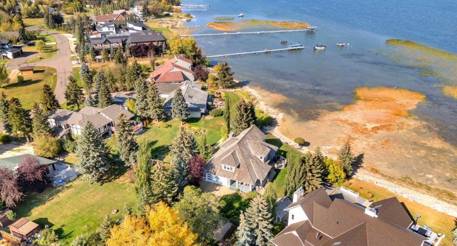 398 Marina Bay Place, Sylvan Lake, Alberta T4S1E9, 4 Bedrooms Bedrooms, ,4 BathroomsBathrooms,Residential,For Sale,Marina Bay,A2287040