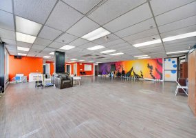 1109 17 Avenue, Calgary, Alberta T2T 0B4, ,Commercial,For Lease,17,A2290118