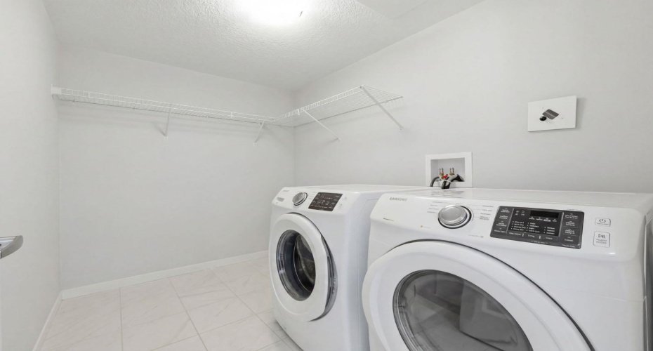 4150 Seton Drive, Calgary, Alberta T3M 3C7, 2 Bedrooms Bedrooms, ,2 BathroomsBathrooms,Residential,For Sale,Seton,A2290133