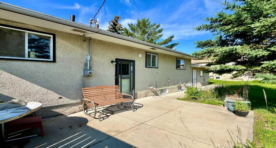 5316 55 Avenue, Viking, Alberta T0B 4N0, 4 Bedrooms Bedrooms, ,2 BathroomsBathrooms,Residential,For Sale,55,A2289903