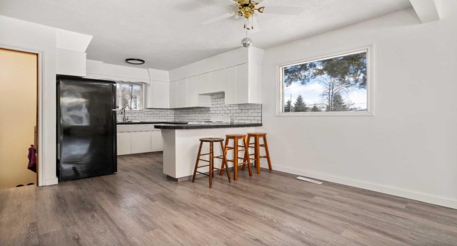 5316 55 Avenue, Viking, Alberta T0B 4N0, 4 Bedrooms Bedrooms, ,2 BathroomsBathrooms,Residential,For Sale,55,A2289903