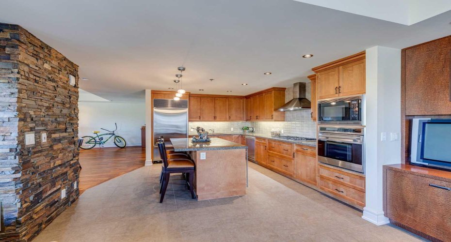 600 Princeton Way, Calgary, Alberta T2P 5N4, 2 Bedrooms Bedrooms, ,3 BathroomsBathrooms,Residential,For Sale,Princeton,A2289916