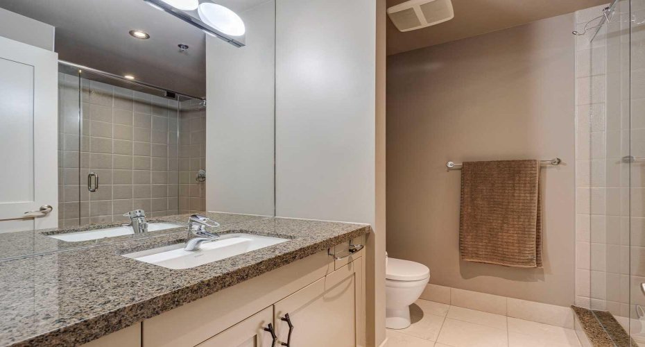 600 Princeton Way, Calgary, Alberta T2P 5N4, 2 Bedrooms Bedrooms, ,3 BathroomsBathrooms,Residential,For Sale,Princeton,A2289916