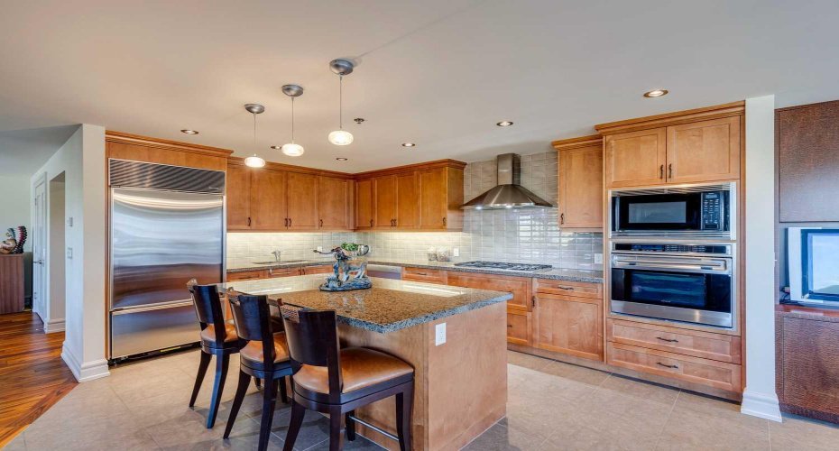 600 Princeton Way, Calgary, Alberta T2P 5N4, 2 Bedrooms Bedrooms, ,3 BathroomsBathrooms,Residential,For Sale,Princeton,A2289916