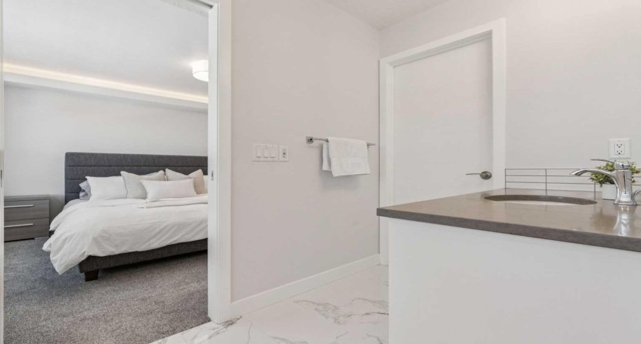 55 Sundown Crescent, Cochrane, Alberta T4C 2T2, 4 Bedrooms Bedrooms, ,4 BathroomsBathrooms,Residential,For Sale,Sundown,A2289919