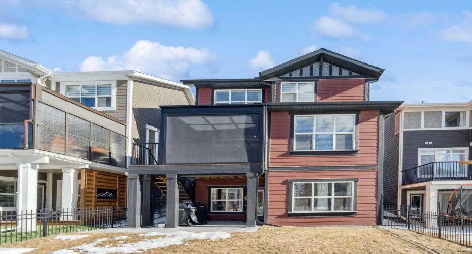 55 Sundown Crescent, Cochrane, Alberta T4C 2T2, 4 Bedrooms Bedrooms, ,4 BathroomsBathrooms,Residential,For Sale,Sundown,A2289919