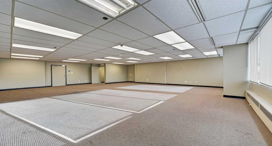 1109 17 Avenue, Calgary, Alberta T2T 0B4, ,Commercial,For Lease,17,A2289939