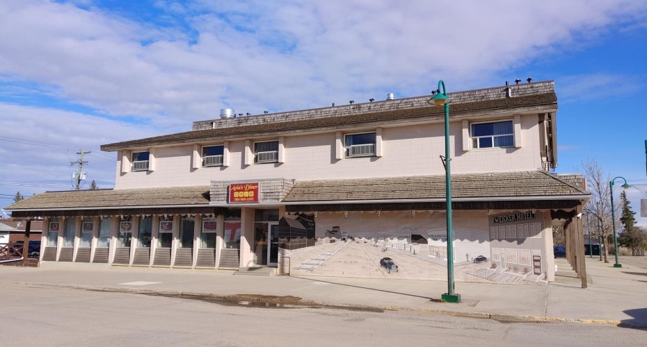 9807 100 Street, Sexsmith, Alberta T0H 3C0, ,Commercial,For Sale,100,A2265633