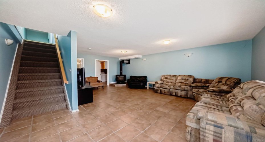 63 Sands Street, Rochon Sands, Alberta T0C3B0, 3 Bedrooms Bedrooms, ,2 BathroomsBathrooms,Residential,For Sale,Sands,A2286845