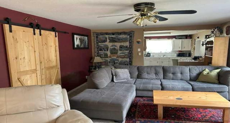 6001 16 Avenue, Coleman, Alberta T0K 0M0, 3 Bedrooms Bedrooms, ,1 BathroomBathrooms,Residential,For Sale,16,A2290348