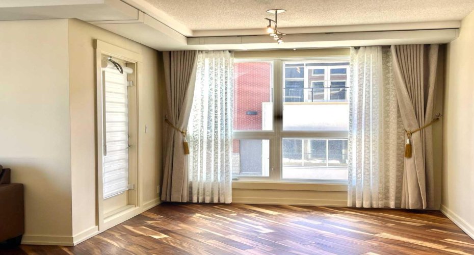 8880 Horton Road, Calgary, Alberta T2V2W3, 2 Bedrooms Bedrooms, ,2 BathroomsBathrooms,Residential,For Sale,Horton,A2290425