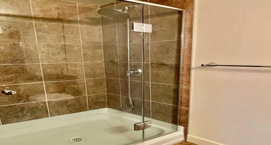 8880 Horton Road, Calgary, Alberta T2V2W3, 2 Bedrooms Bedrooms, ,2 BathroomsBathrooms,Residential,For Sale,Horton,A2290425