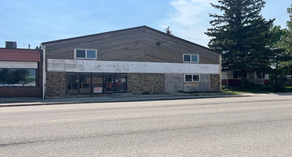 5115 50 Avenue, Caroline, Alberta T0M 0M0, ,Commercial,For Sale,50,A2290448