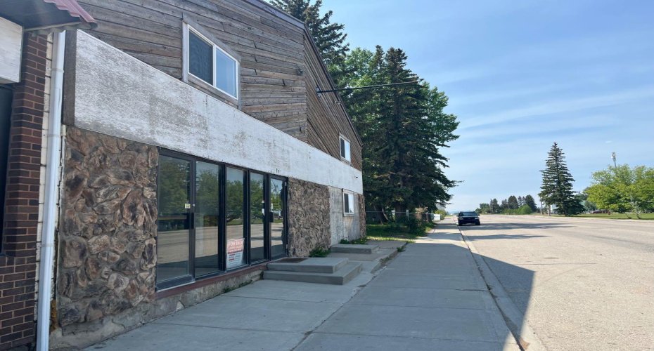 5115 50 Avenue, Caroline, Alberta T0M 0M0, ,Commercial,For Sale,50,A2290448