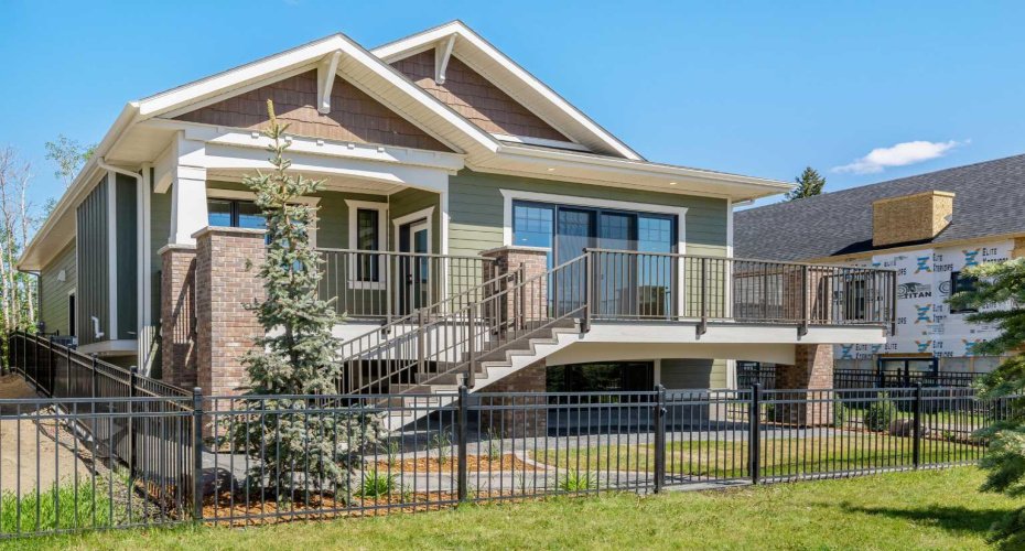 7 Songbird Green, Sylvan Lake, Alberta T4S0S6, 4 Bedrooms Bedrooms, ,3 BathroomsBathrooms,Residential,For Sale,Songbird,A2288342