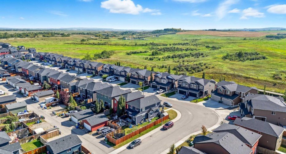 125 Fireside Cove, Cochrane, Alberta T4C 0X4, 3 Bedrooms Bedrooms, ,3 BathroomsBathrooms,Residential,For Sale,Fireside,A2288800