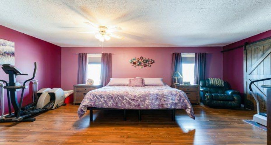 190018 HWY 9, Rural Starland County, Alberta T0J0Y0, 5 Bedrooms Bedrooms, ,2 BathroomsBathrooms,Residential,For Sale,HWY 9,A2288865