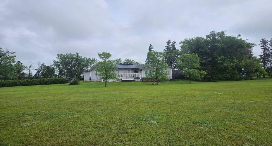 190018 HWY 9, Rural Starland County, Alberta T0J0Y0, 5 Bedrooms Bedrooms, ,2 BathroomsBathrooms,Residential,For Sale,HWY 9,A2288865