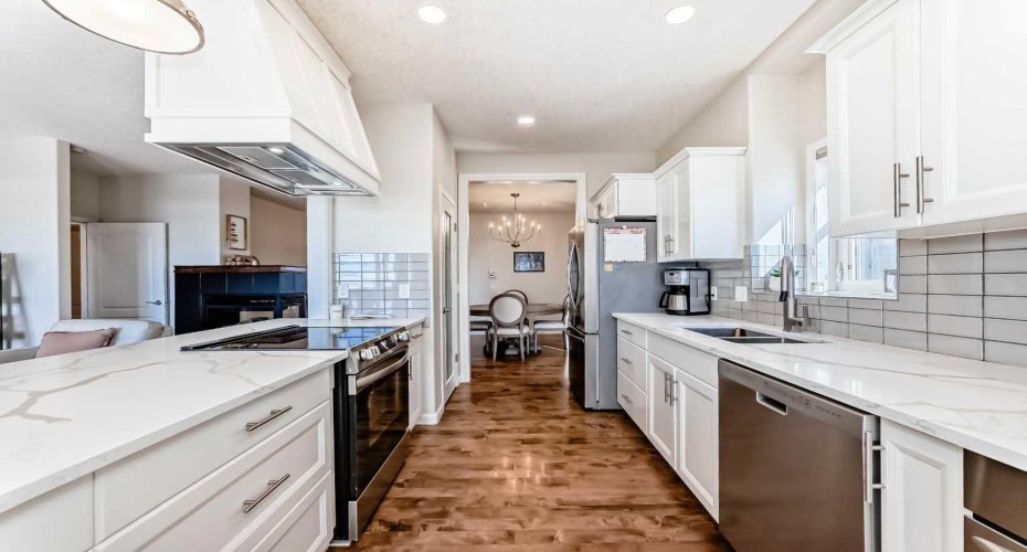 5 Bridle Estates Road, Calgary, Alberta T2Y 5A8, 3 Bedrooms Bedrooms, ,3 BathroomsBathrooms,Residential,For Sale,Bridle Estates,A2289474