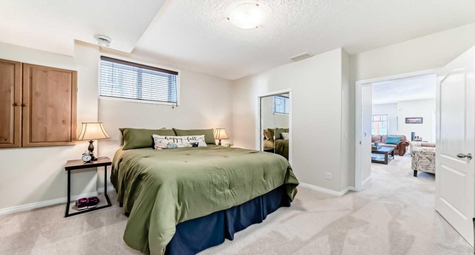 5 Bridle Estates Road, Calgary, Alberta T2Y 5A8, 3 Bedrooms Bedrooms, ,3 BathroomsBathrooms,Residential,For Sale,Bridle Estates,A2289474