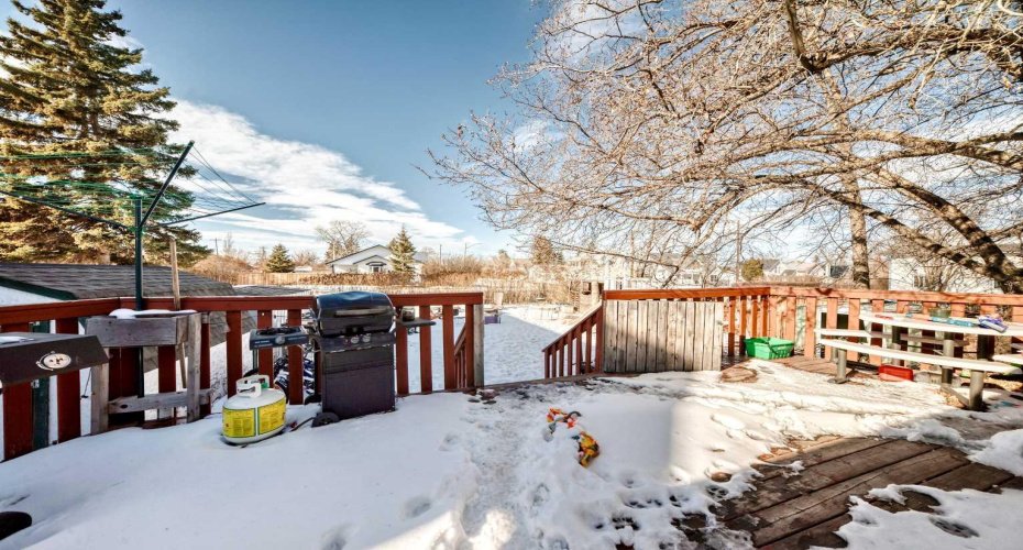 4939 45 Street, Innisfail, Alberta T4G 1M4, 4 Bedrooms Bedrooms, ,2 BathroomsBathrooms,Residential,For Sale,45,A2289524