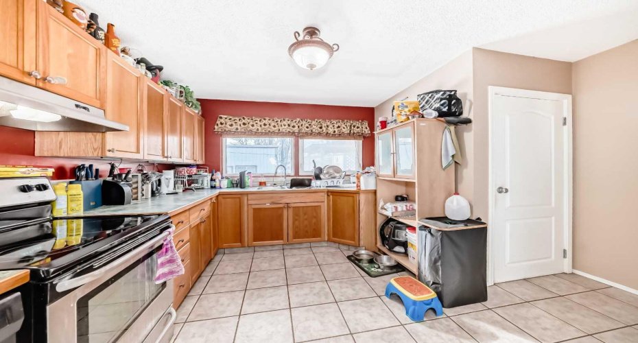 4939 45 Street, Innisfail, Alberta T4G 1M4, 4 Bedrooms Bedrooms, ,2 BathroomsBathrooms,Residential,For Sale,45,A2289524