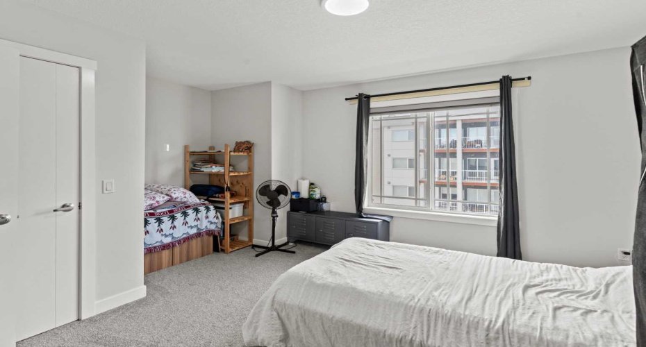 95 Skyview Close, Calgary, Alberta T3N 1X2, 3 Bedrooms Bedrooms, ,3 BathroomsBathrooms,Residential,For Sale,Skyview,A2289560