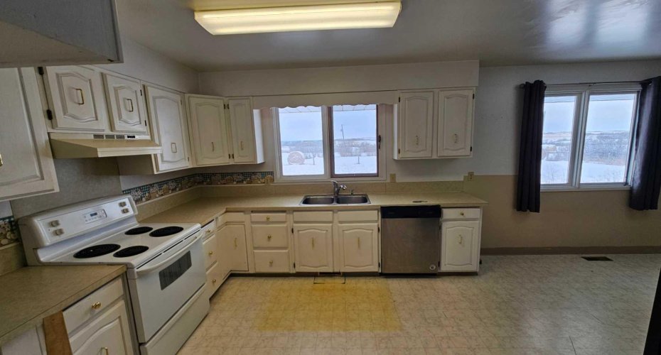 38505 Range Road 92, Rural Paintearth No. 18, County of, Alberta T0C 1C0, 5 Bedrooms Bedrooms, ,3 BathroomsBathrooms,Residential,For Sale,Range Road 92,A2289624