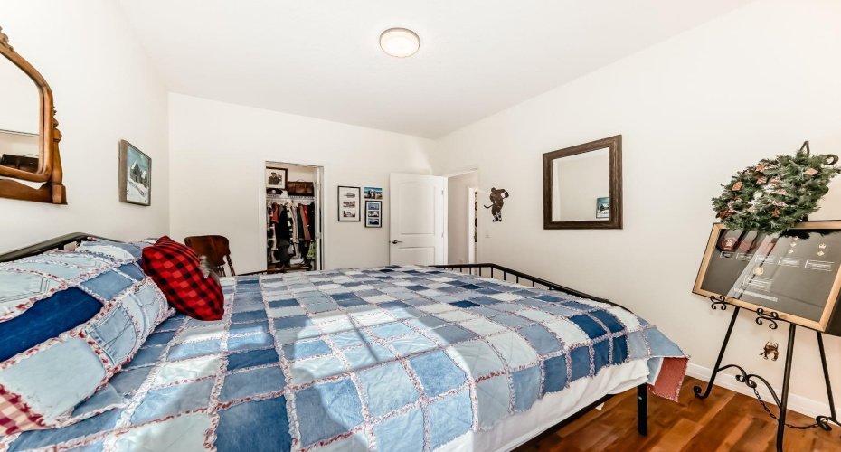 44 Riviera Way, Cochrane, Alberta T4C 0W9, 3 Bedrooms Bedrooms, ,4 BathroomsBathrooms,Residential,For Sale,Riviera,A2289909