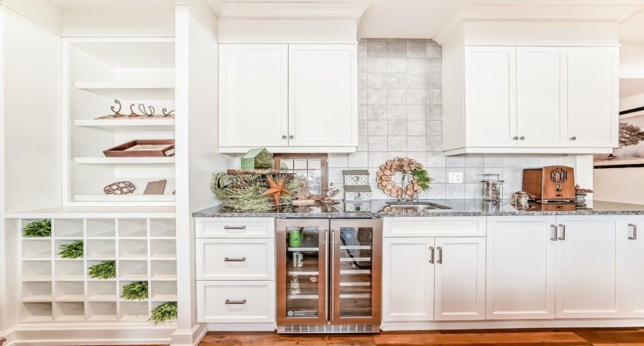 44 Riviera Way, Cochrane, Alberta T4C 0W9, 3 Bedrooms Bedrooms, ,4 BathroomsBathrooms,Residential,For Sale,Riviera,A2289909