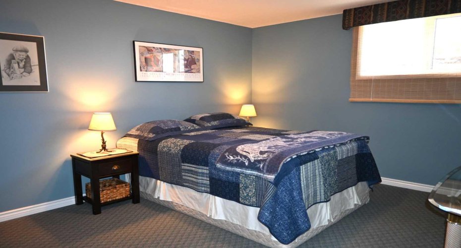 Lower bedrooms