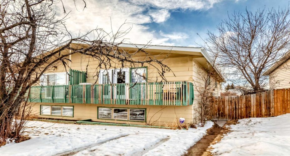 4105 53 Avenue, Innisfail, Alberta T4G 1G3, 4 Bedrooms Bedrooms, ,2 BathroomsBathrooms,Residential,For Sale,53,A2290124