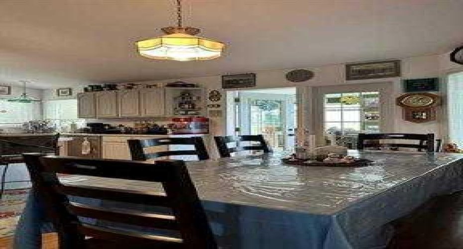 623 2nd Street, Cardston, Alberta T0K 0K0, 4 Bedrooms Bedrooms, ,3 BathroomsBathrooms,Residential,For Sale,2nd,A2290179