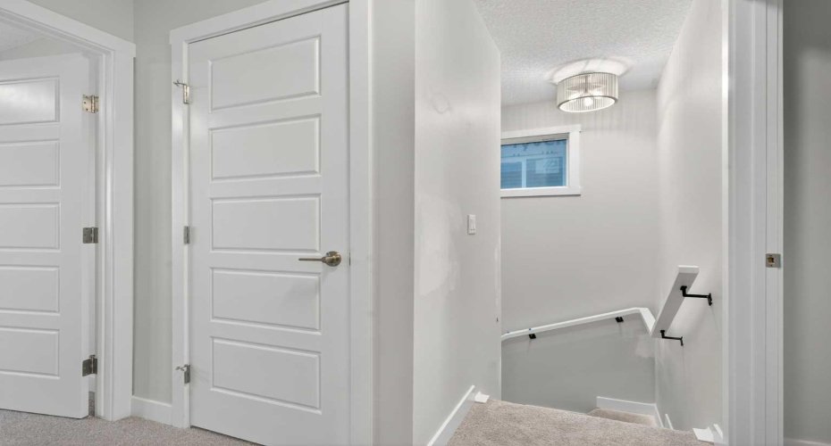 41 Southborough Lane, Cochrane, Alberta T4C 2S6, 3 Bedrooms Bedrooms, ,3 BathroomsBathrooms,Residential,For Sale,Southborough,A2290250