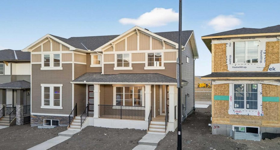 41 Southborough Lane, Cochrane, Alberta T4C 2S6, 3 Bedrooms Bedrooms, ,3 BathroomsBathrooms,Residential,For Sale,Southborough,A2290250