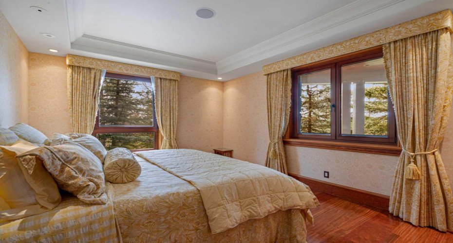 145 Silvertip Ridge, Canmore, Alberta T1W 3A8, 5 Bedrooms Bedrooms, ,5 BathroomsBathrooms,Residential,For Sale,Silvertip,A2290274