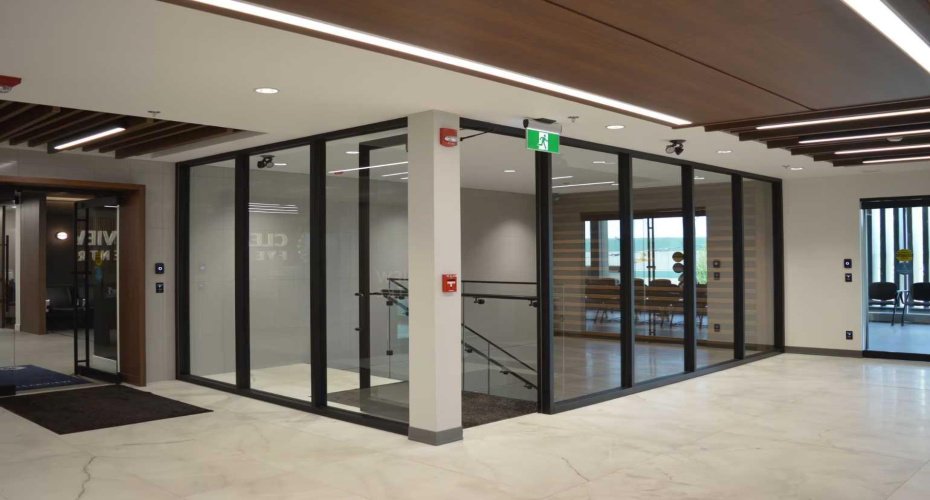 1035 64 Avenue, Calgary, Alberta T2H 2J7, ,Commercial,For Lease,64,A2290283