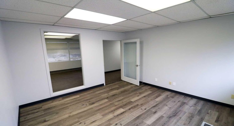 4321 23B Street, Calgary, Alberta T2E 7V9, ,Commercial,For Lease,23B,A2290310
