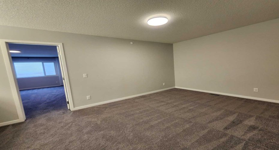 90 Howse Common, Calgary, Alberta T3P 1L2, 6 Bedrooms Bedrooms, ,4 BathroomsBathrooms,Residential,For Sale,Howse,A2290247