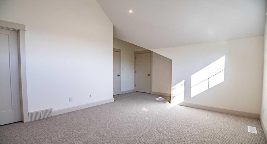 5026 48 Street, Rocky Mountain House, Alberta T4T 1C1, 2 Bedrooms Bedrooms, ,4 BathroomsBathrooms,Residential,For Sale,48,A2284875